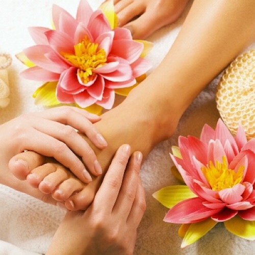 EUPHORIA NAILS & SPA - massage